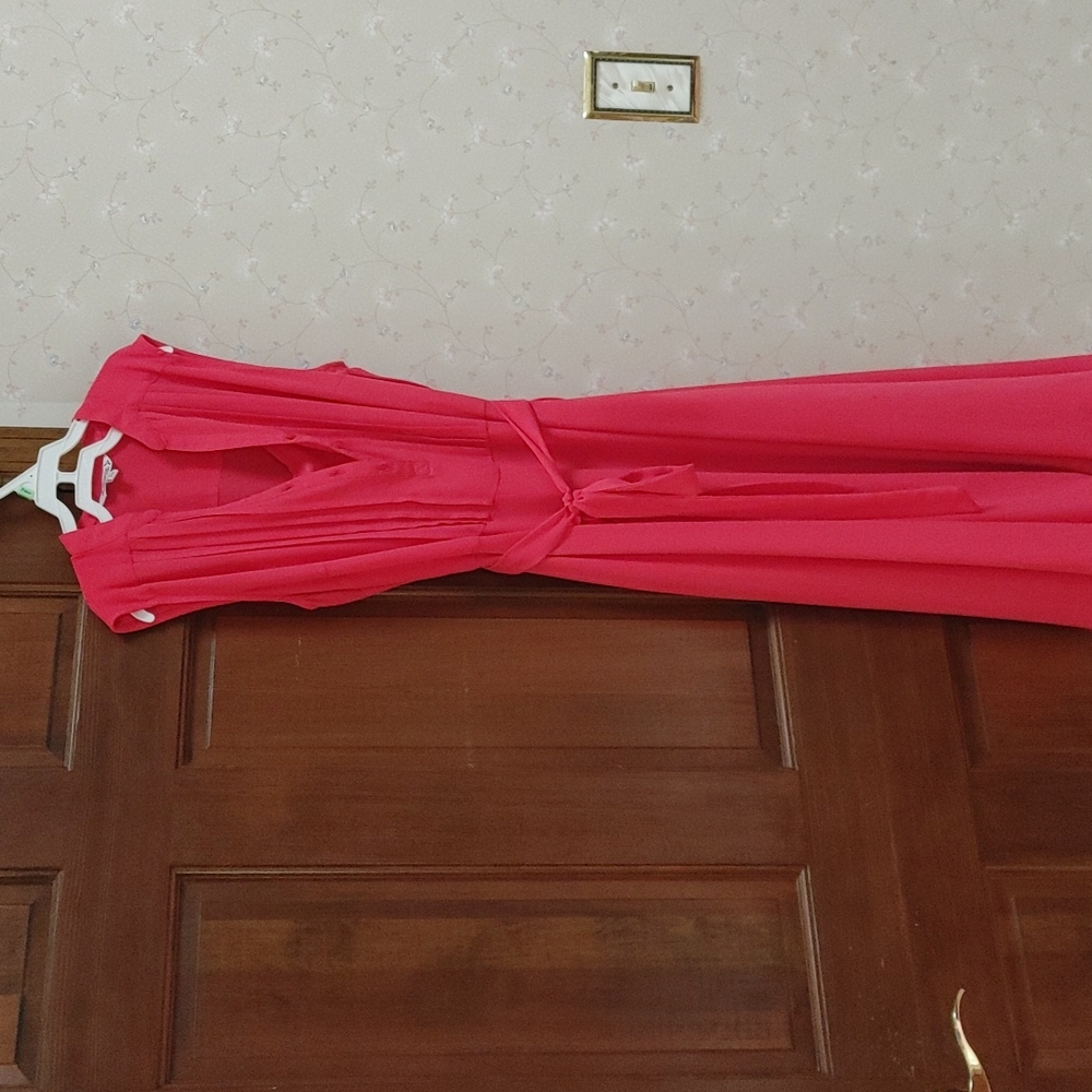 Dress - Picture 5 of 6